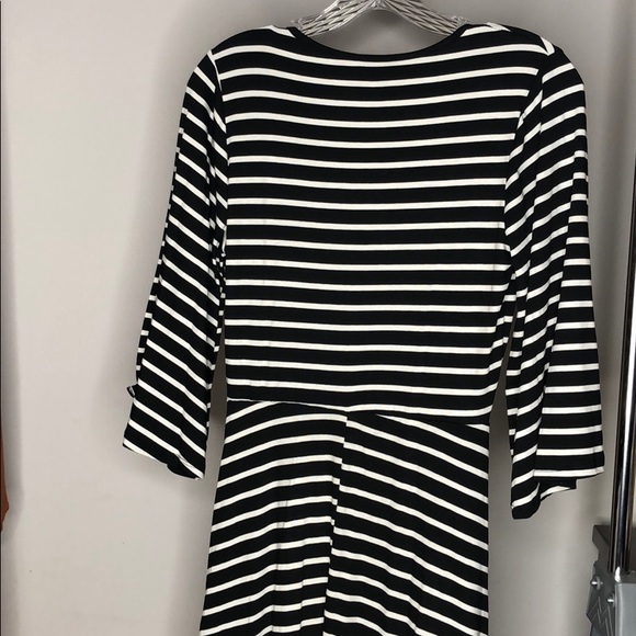 Black & white stripe dress - Picture 10 of 10